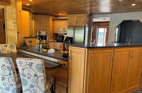 Lewisburg Cabin | Private Indoor Pool Hot Tub Pool Table 19 Guests