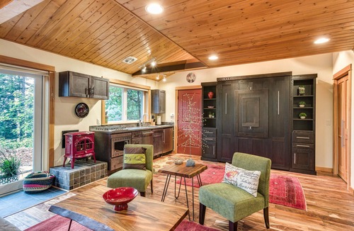 Bellingham House | Private Interurban Trail Access-Chuckanut-Fairhaven-Larrabee-Bow Edison