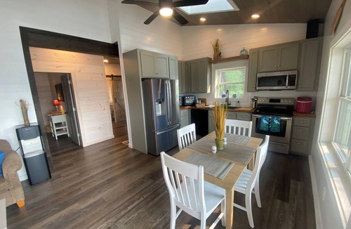 Alexandria Bay Cottage | Private Island Cottage-Spectacular Sunsets-Main Channel View & Protected Cove!