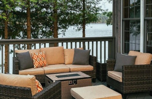 Broadbent House | Private Island on Georgian Bay: Parry Sound