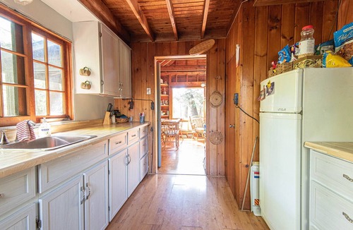 Broadbent Cottage | Private Island Cottage Paradise