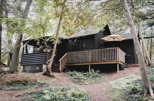 Broadbent Cottage | Private Island Cottage Paradise
