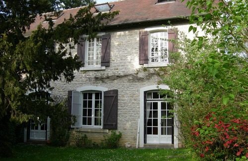 Clamecy House | Private island in Burgundy