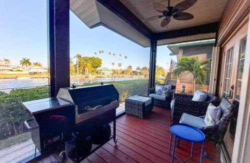 Everglades City Cottage | Private island vacation house