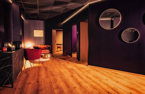 Cognac House | Private Jacuzzi high-end home