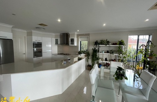 Tascott House | private jetty, 180 degree full sea view