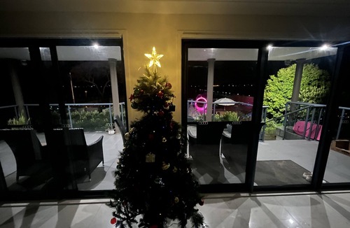 Tascott House | private jetty, 180 degree full sea view