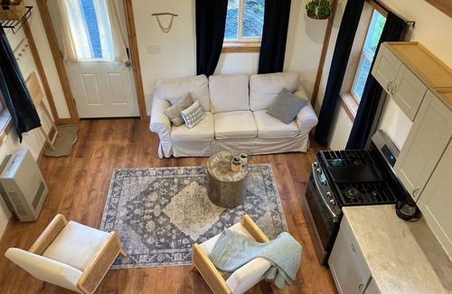 Kenai Cabin | Private Kenai cabin near ocean/airport/fishing