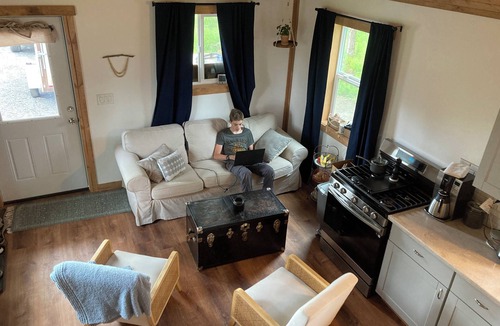 Kenai Cabin | Private Kenai cabin near ocean/airport/fishing