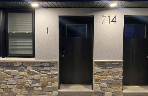 West Conshohocken Apartment | Private | King Bed | Free Parking | High Ceilings