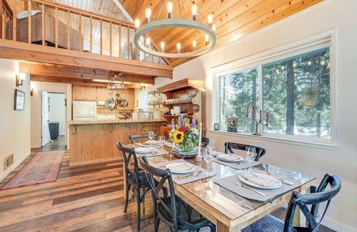 Glencoe House | Private Lake Access: Pet-Friendly Home in Arnold!