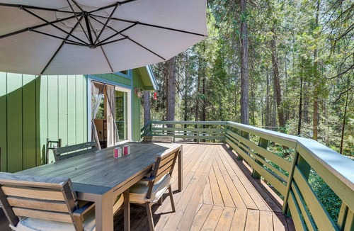 Glencoe House | Private Lake Access: Pet-Friendly Home in Arnold!