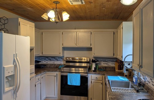 Okmulgee House | Private Lake Escape w/Covered Dock+Fire Pit