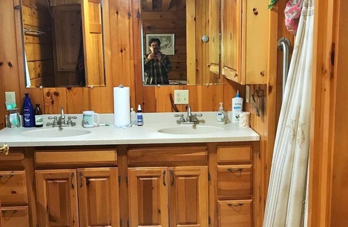 Morgan House | Private Lake Front Property - Ruby's Lake House