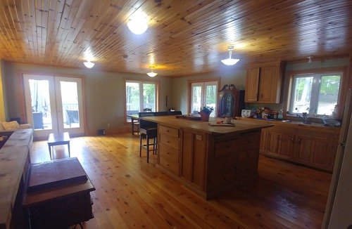 Frontenac House | Private lake in the woods