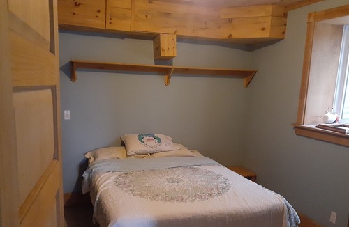 Frontenac House | Private lake in the woods