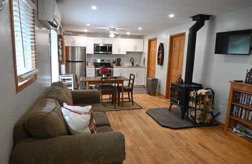 Lake of Bays Cottage | Private, Lake of Bays, Algonquin Park, Huntsville, Family friendly cottage