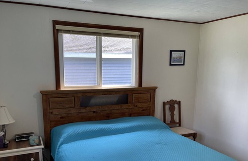 Branch Cottage | Private Lakefront Cottage