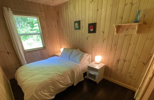 South Kortright Cabin | PRIVATE Lakefront Catskills Cabin