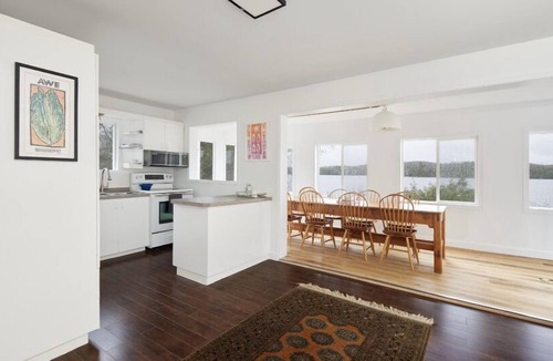 Mont-Laurier Cottage | Private lakefront Spa - fully renovated home - kid friendly