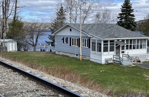 Eagle Lake Cabin | Private Lakefront Cabin