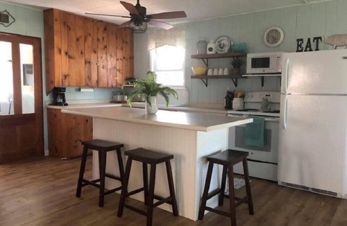 Franklin County Cottage | Private Lakefront Cottage w/Spectacular Sunsets!
