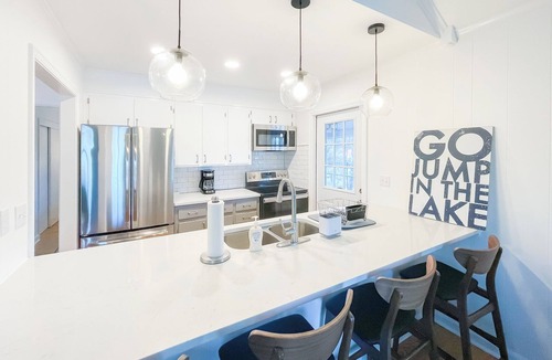 Semora Cottage | Private Lakefront Cottage with Panoramic Views