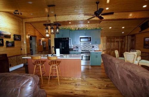 Forestport Cabin | Private Lakefront Cozy Cabin