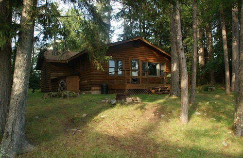 Mercer Cabin | Private Lakefront Estate on 8 Acre Peninsula
