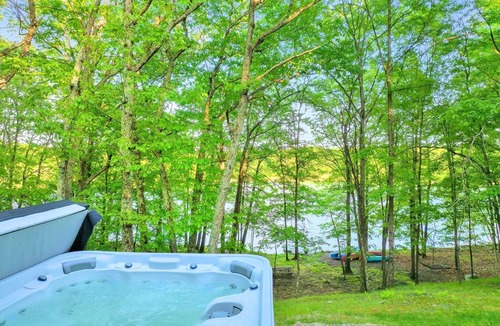 Pocono Mountain Lake House | Private Lakefront, Hot Tub, Boats, Pool, Pets Fully Loaded, Dock