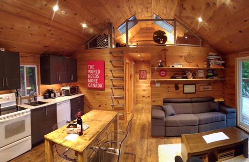 Dorset Cottage | Private, Lakefront Seclusion with Long Lake Views