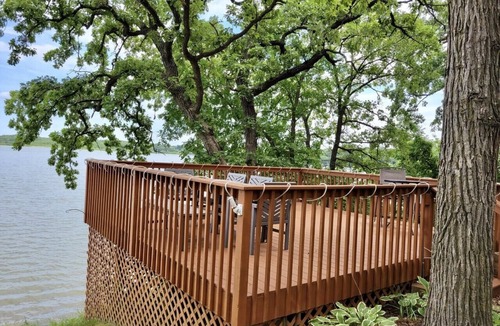Zimmerman Cabin | Private Lakefront Summer Escape - Sauna, Kayak, Paddleboards, Home Gym & Firepit