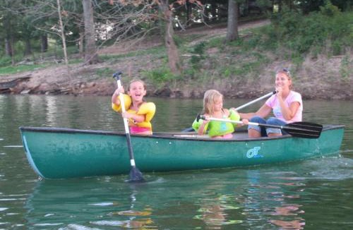 Kimberling City House | PRIVATE Lakefront Cabin HOT TUB Pool Table WIFI Amazing VIEW Close to Branson