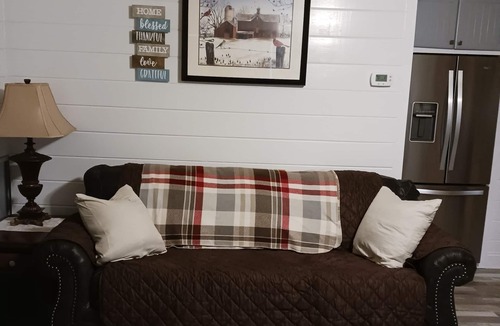 Guntersville Apartment | Private Lakeside Apartment