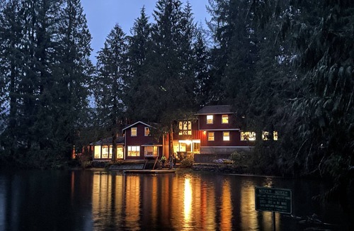 Sedro-Woolley House | Private Lakeside Getaway