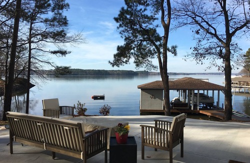 Henrico House | Private Lakeside Guesthouse, Amazing Views, Main Lake, Steps From Water