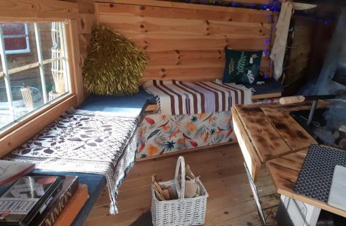 Renac Cabin | Private Lakeside Retreat