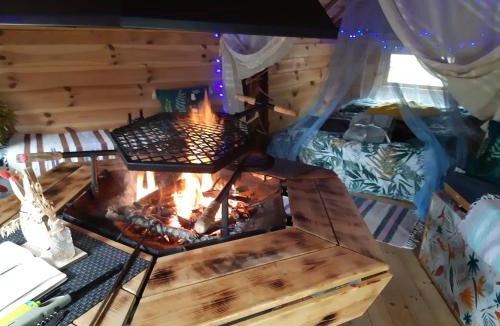 Renac Cabin | Private Lakeside Retreat