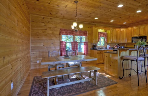 Morganton Cabin | Private Location, Pool Table, Foos Ball, Hot Tub