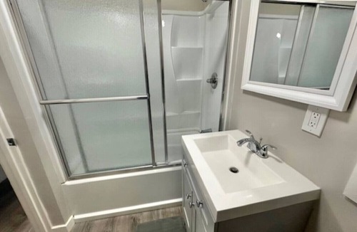 Los Feliz Apartment | Private Los Feliz Bungalow