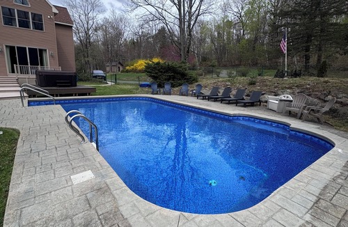 Town of Grafton Ski Chalet | Private Luxurious Chalet with heated Pool,Hot Tub, Game Rooms. Pet-Friendly!