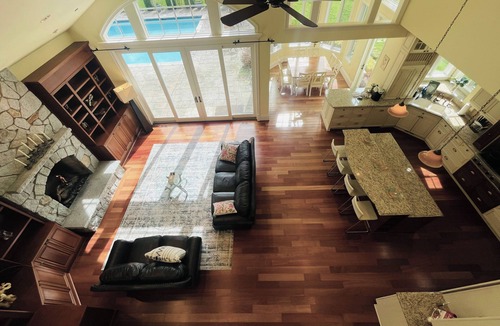 Sammamish Villa | Private Luxury 6-Acres Estate/Pool Court & Goats