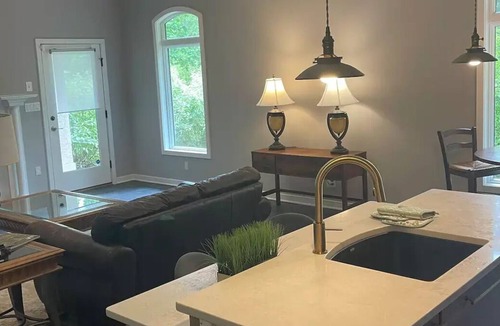 Sewell House | Private Luxury: The Oasis Estate