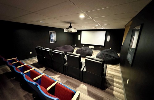 Amsterdam House | Private Mansion Getaway NY