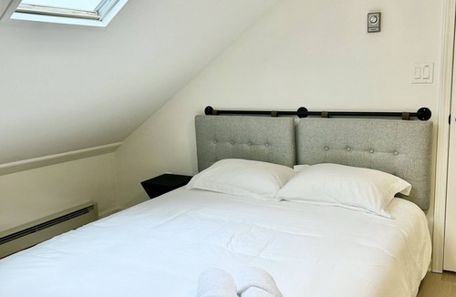 Pine Bush House | Private Modern Kid Friendly Retreat Hudson Valley