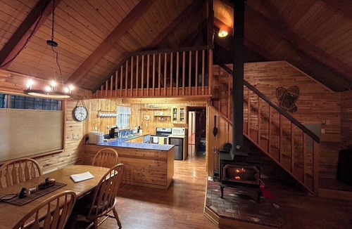 Easton Cabin | Private Mountain Cabin at Kachess Lake