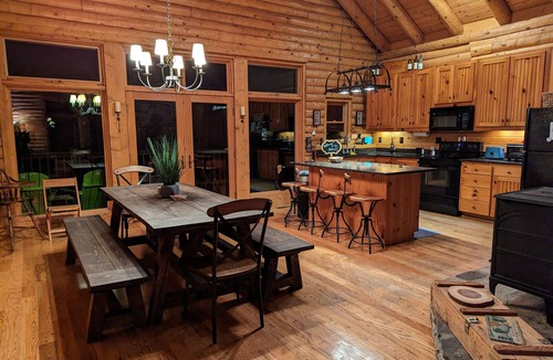Cleveland Cabin | Private Mountain Log Home