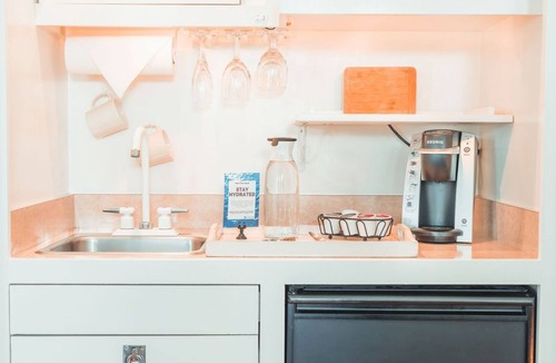 Calistoga Cottage | Private Napa Valley Cottage, Peaceful, Walkable & Thoughtfully Designed