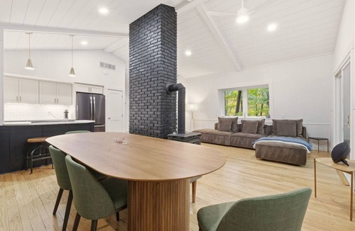 Mount Vernon House | Private Nature Retreat with Pond + Fire Pit