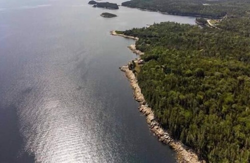 Northwest Cove House | Private Nordic Spa Villa with Hot Tub and Sauna